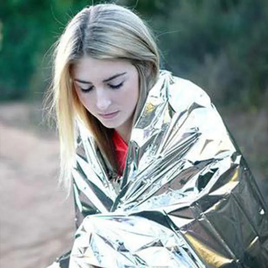 Emergency Survival Blanket for Outdoor Use