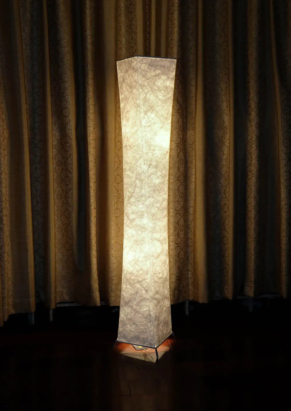 Floor Lamp with Soft Lighting and Flexible Design